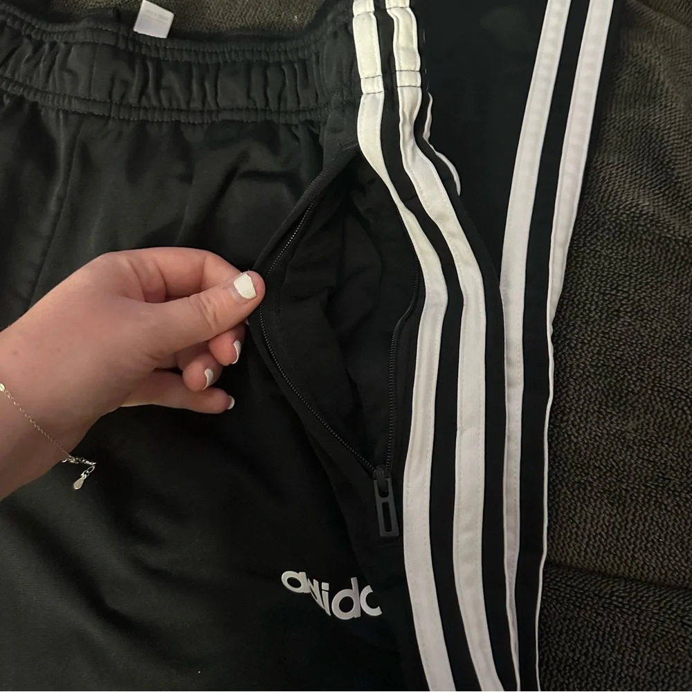 Adidas 3 Stripe Tapered Track Pants/Joggers With Zippered Pockets - Picture 3 of 5
